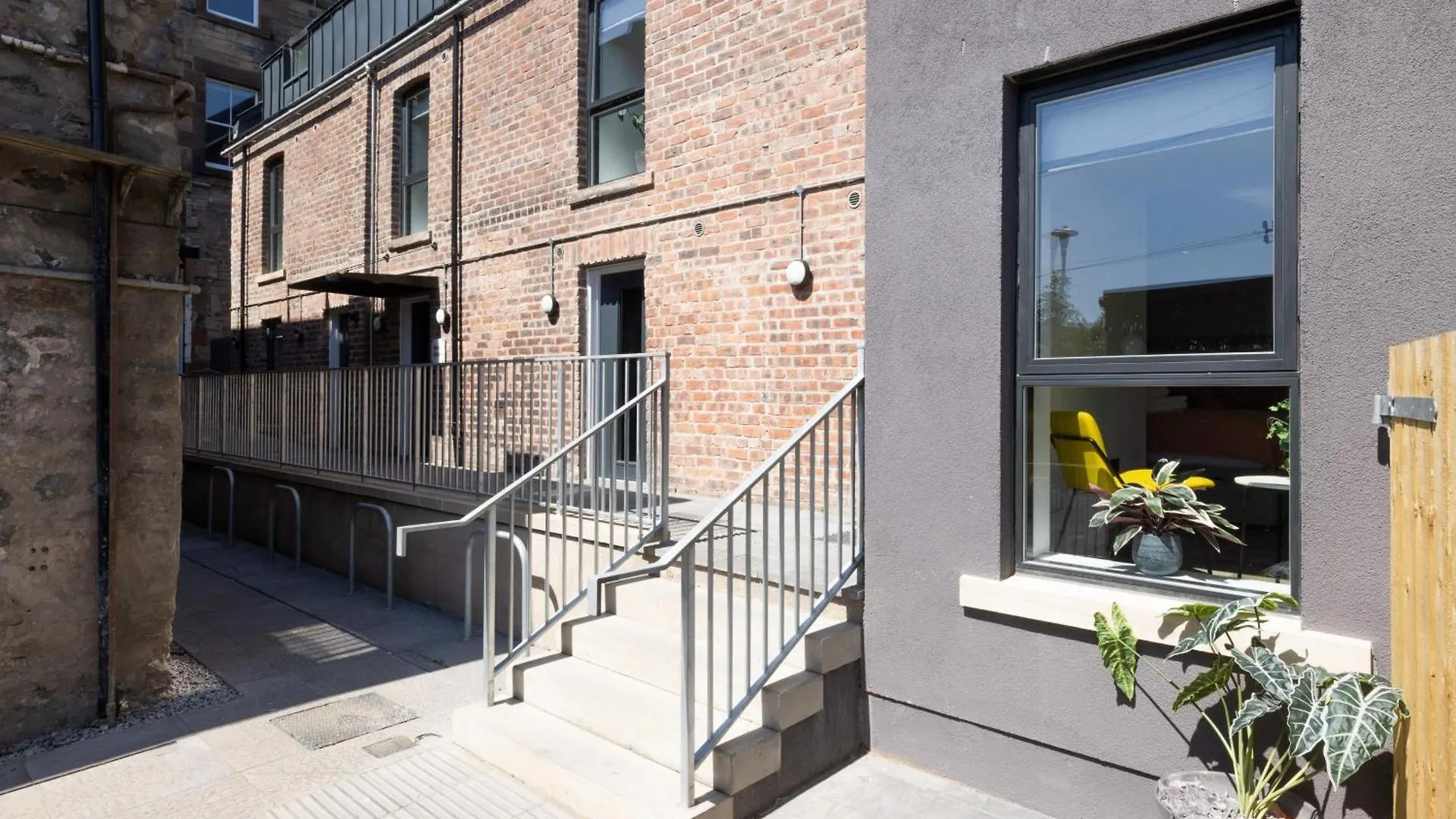 Charming Studios Near Holyrood Park & Calton Hill EDI Appartement