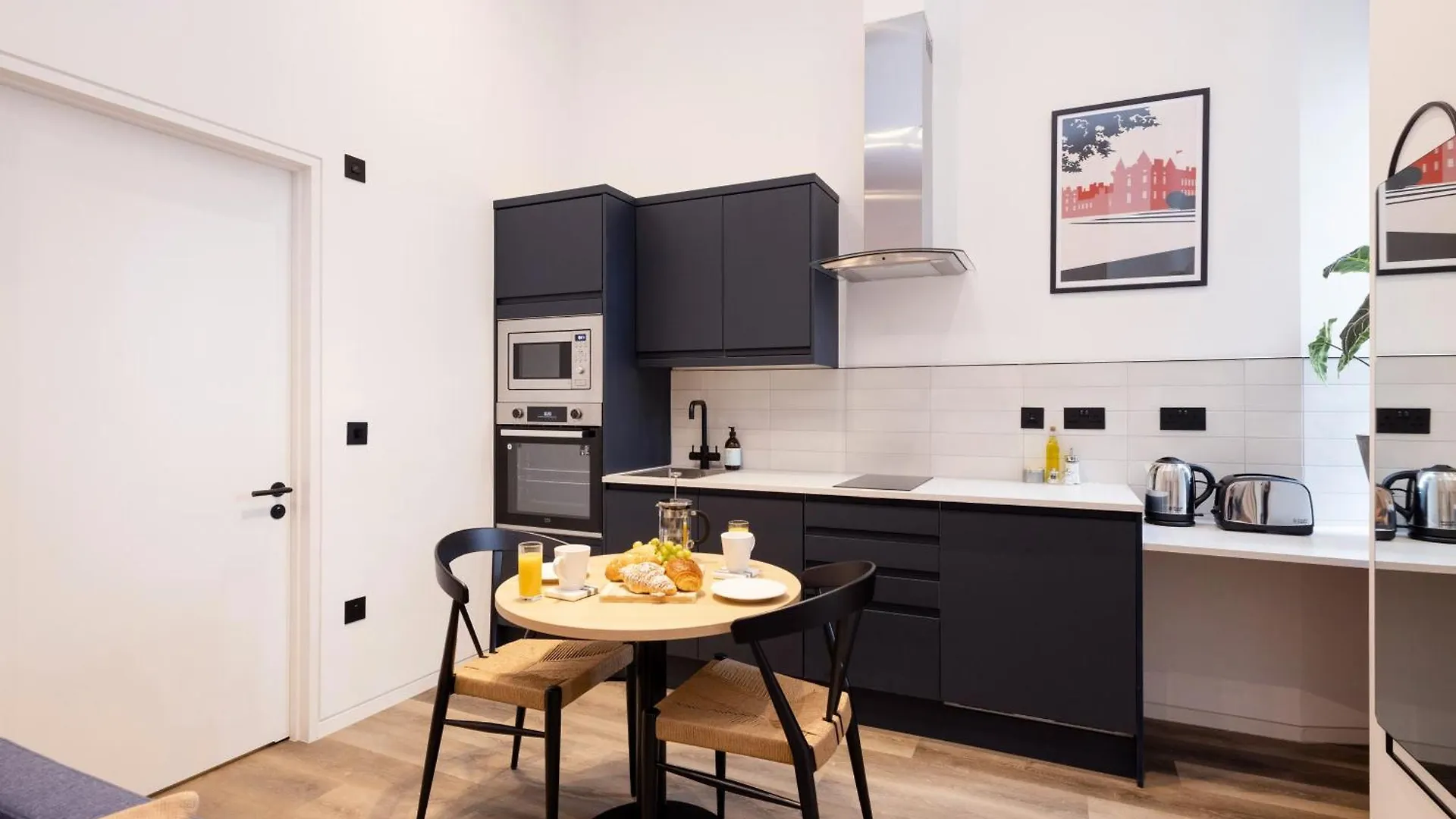 Charming Studios Near Holyrood Park & Calton Hill Edimburgo 0*,  Regno Unito