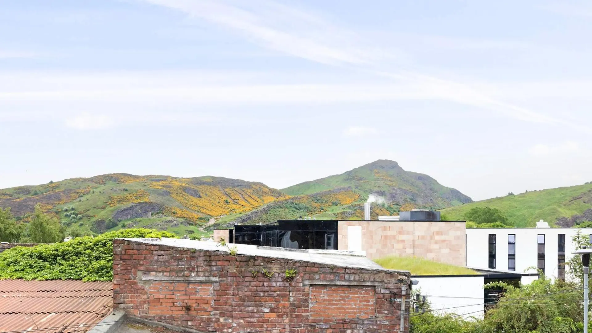 Appartamento Charming Studios Near Holyrood Park & Calton Hill Edimburgo Regno Unito
