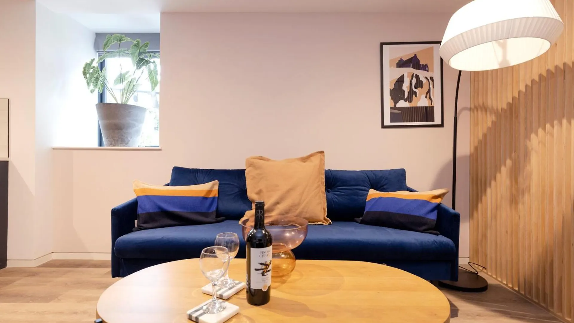Charming Studios Near Holyrood Park & Calton Hill Edimburgo 0*,  Regno Unito