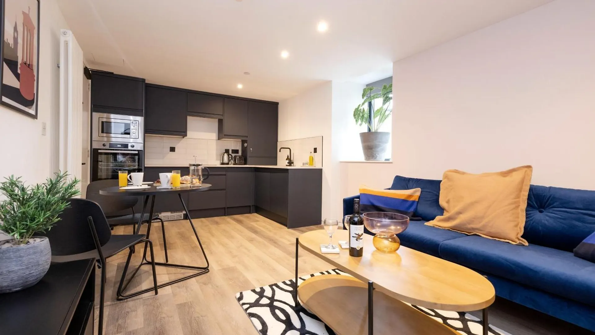 Charming Studios Near Holyrood Park & Calton Hill Edimburgo Appartamento
