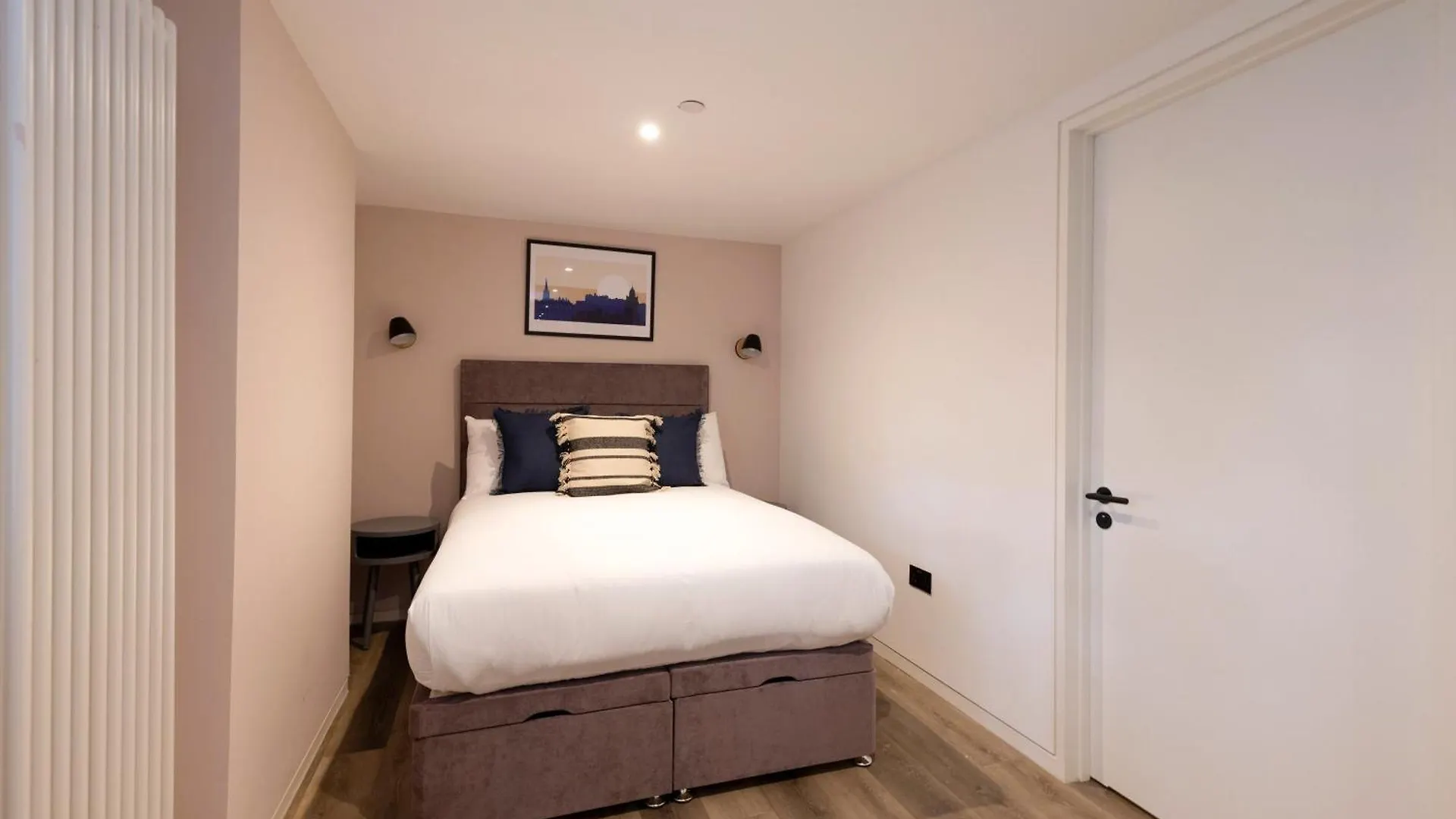 Appartamento Charming Studios Near Holyrood Park & Calton Hill Edimburgo Regno Unito