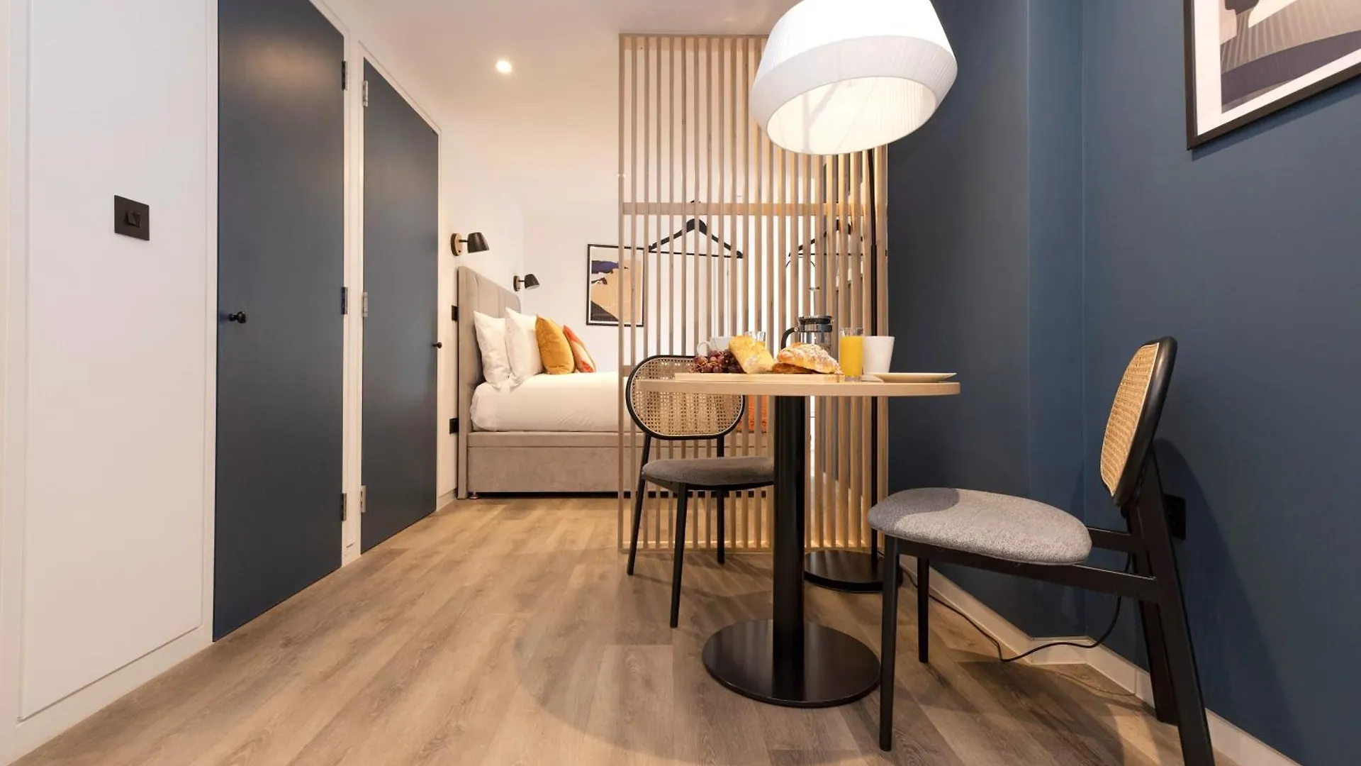 Charming Studios Near Holyrood Park & Calton Hill Edimburgo Appartamento
