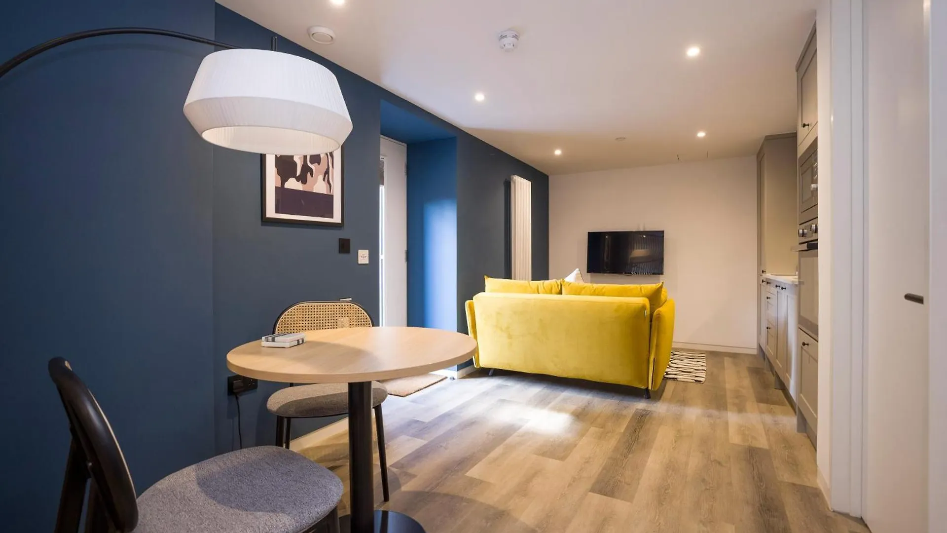 Charming Studios Near Holyrood Park & Calton Hill Edimburgo 0*,