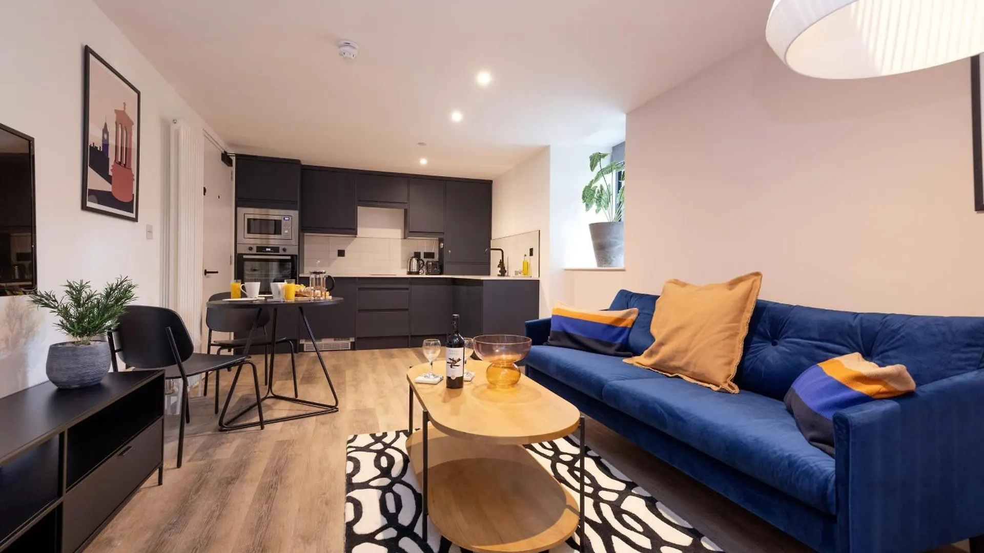 Charming Studios Near Holyrood Park & Calton Hill Edimburgo Appartamento
