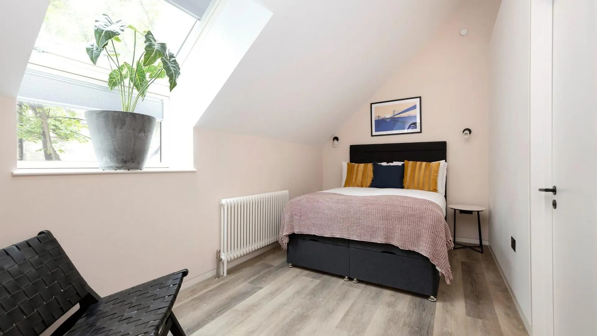 Charming Studios Near Holyrood Park & Calton Hill Edimburgo