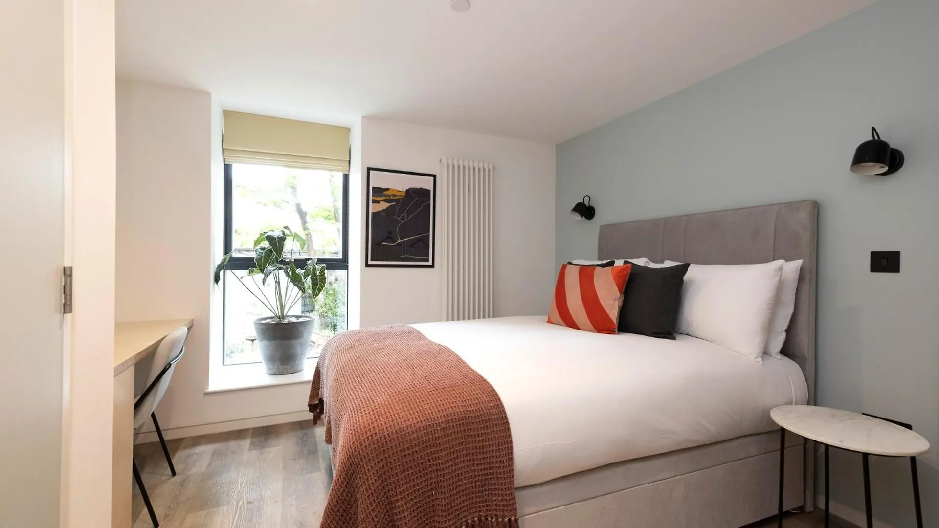 Appartamento Charming Studios Near Holyrood Park & Calton Hill Edimburgo Regno Unito